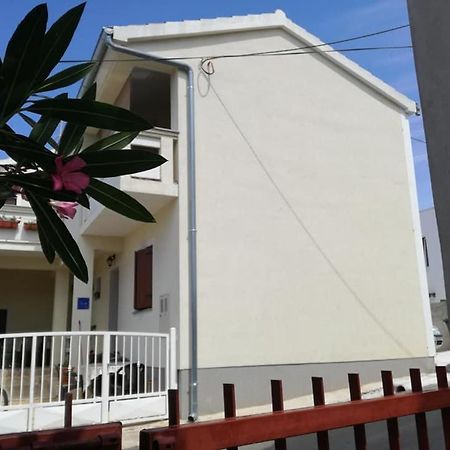 Apartment Dukic Sveti Filip i Jakov Ngoại thất bức ảnh