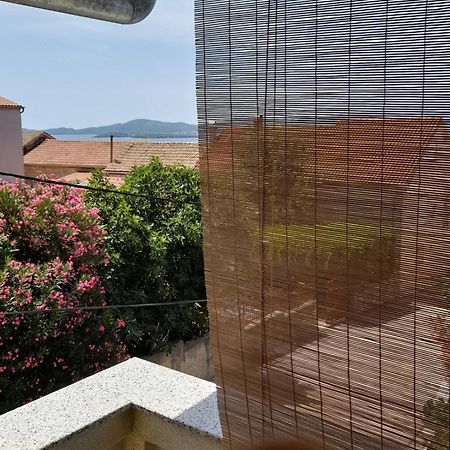 Apartment Dukic Sveti Filip i Jakov Ngoại thất bức ảnh