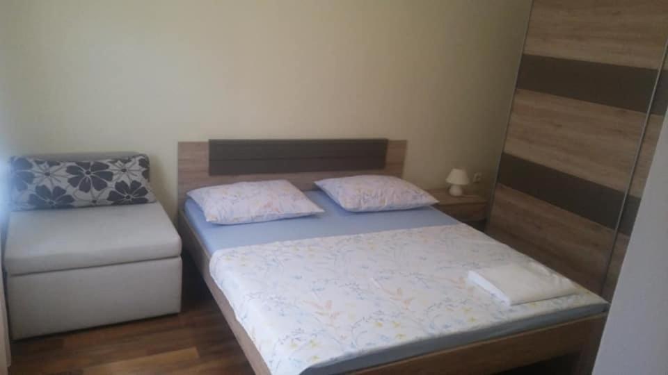 Apartment Dukic Sveti Filip i Jakov Ngoại thất bức ảnh
