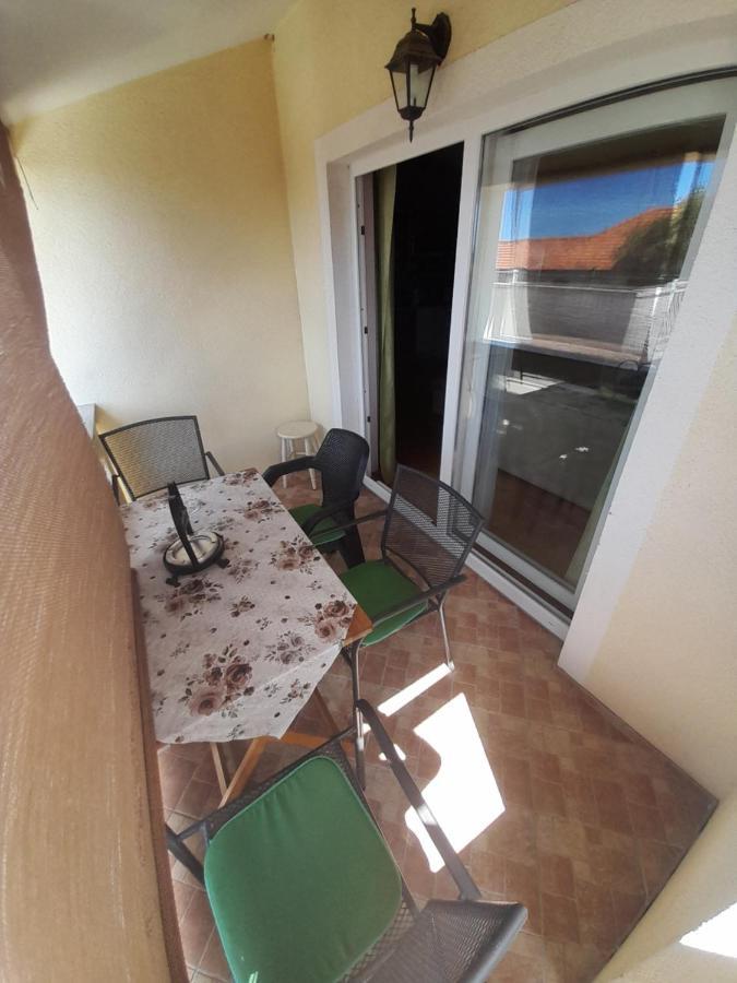 Apartment Dukic Sveti Filip i Jakov Ngoại thất bức ảnh