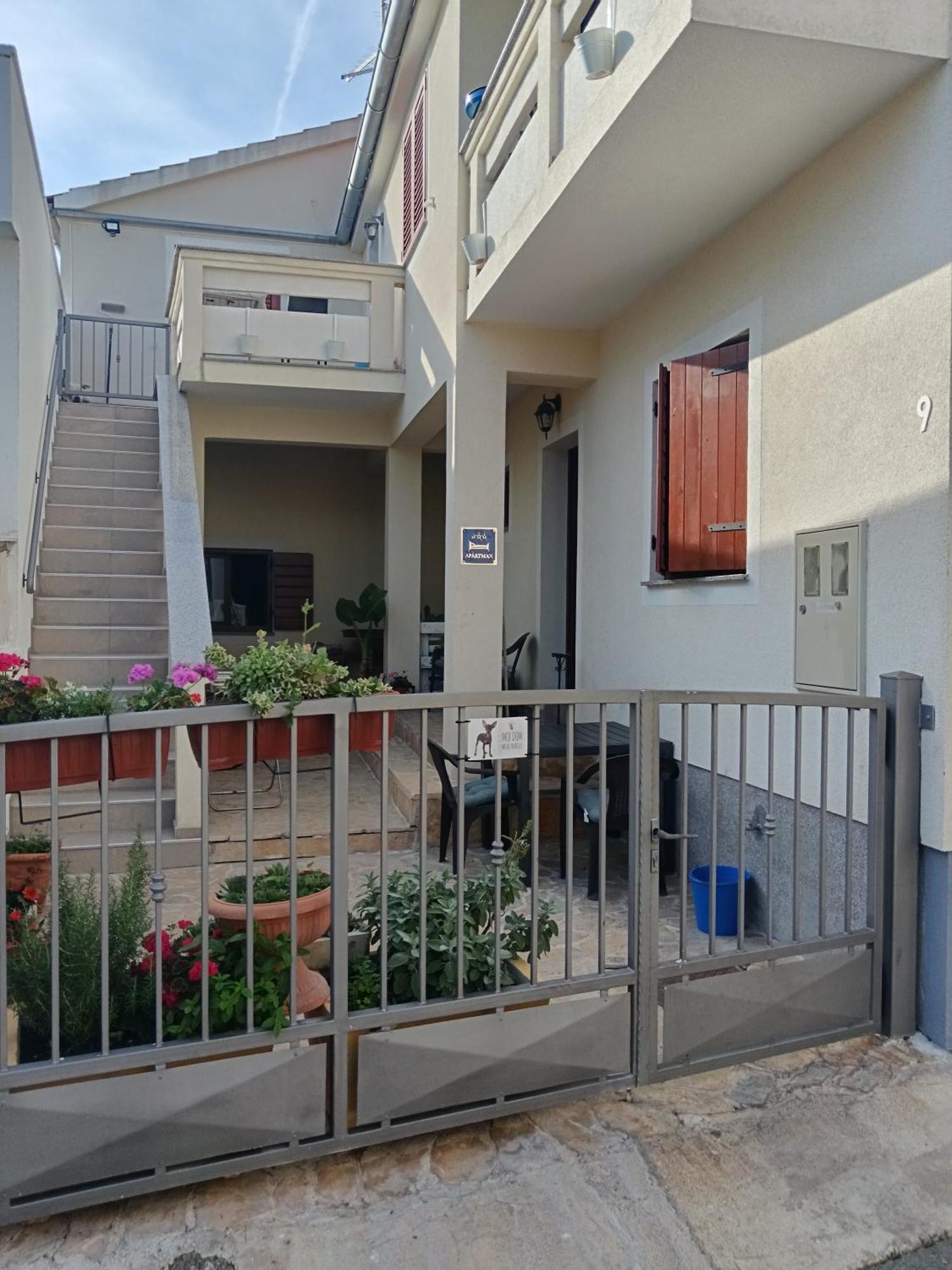 Apartment Dukic Sveti Filip i Jakov Ngoại thất bức ảnh