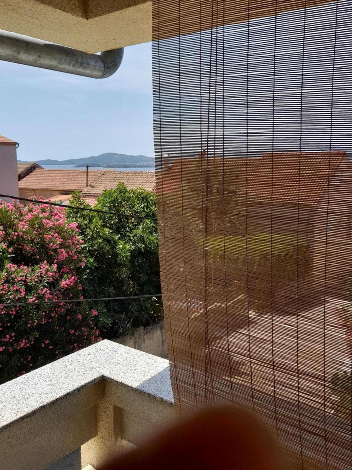 Apartment Dukic Sveti Filip i Jakov Ngoại thất bức ảnh